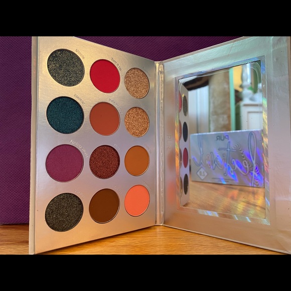 PÜR Festival 2.0 Pressed Pigment Palette - Picture 5 of 7